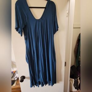 Latched Mama Blue Nursing Momper